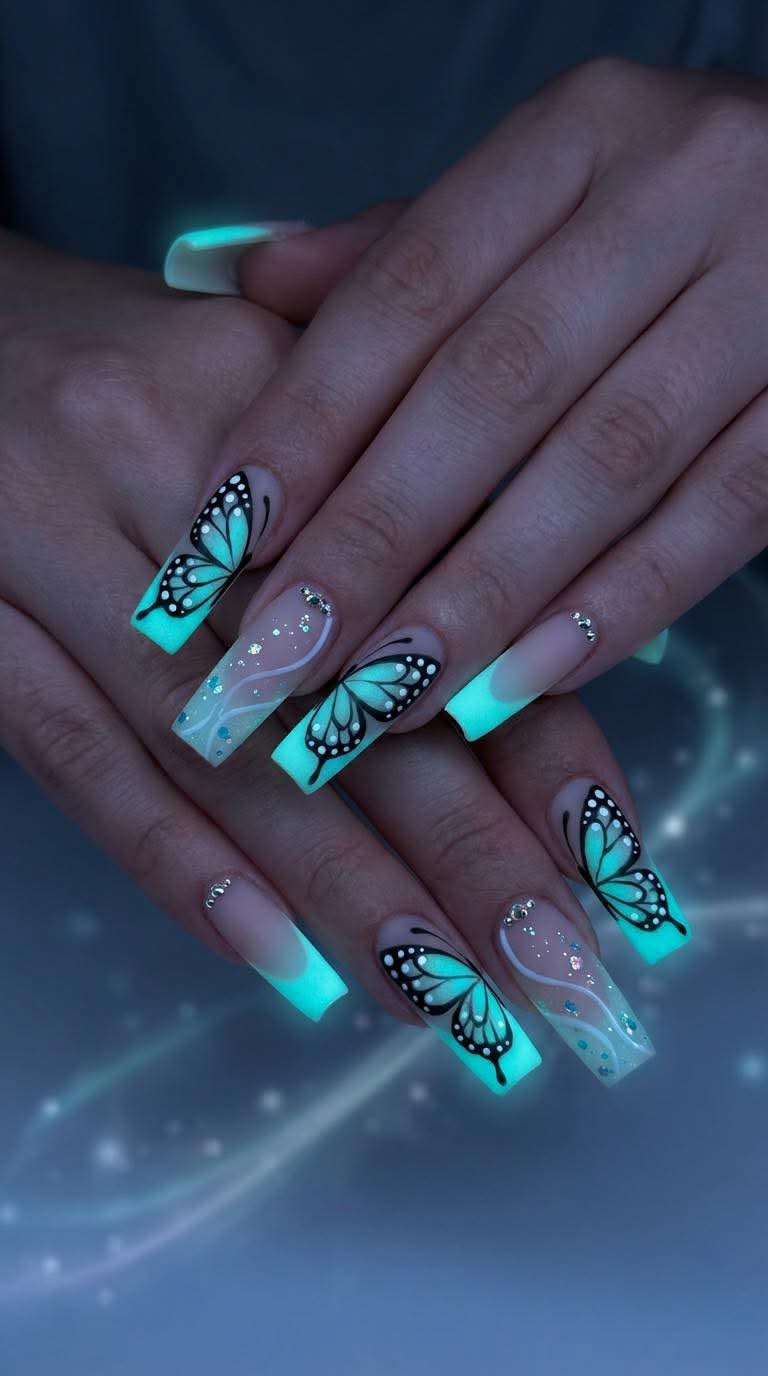 Press on nails