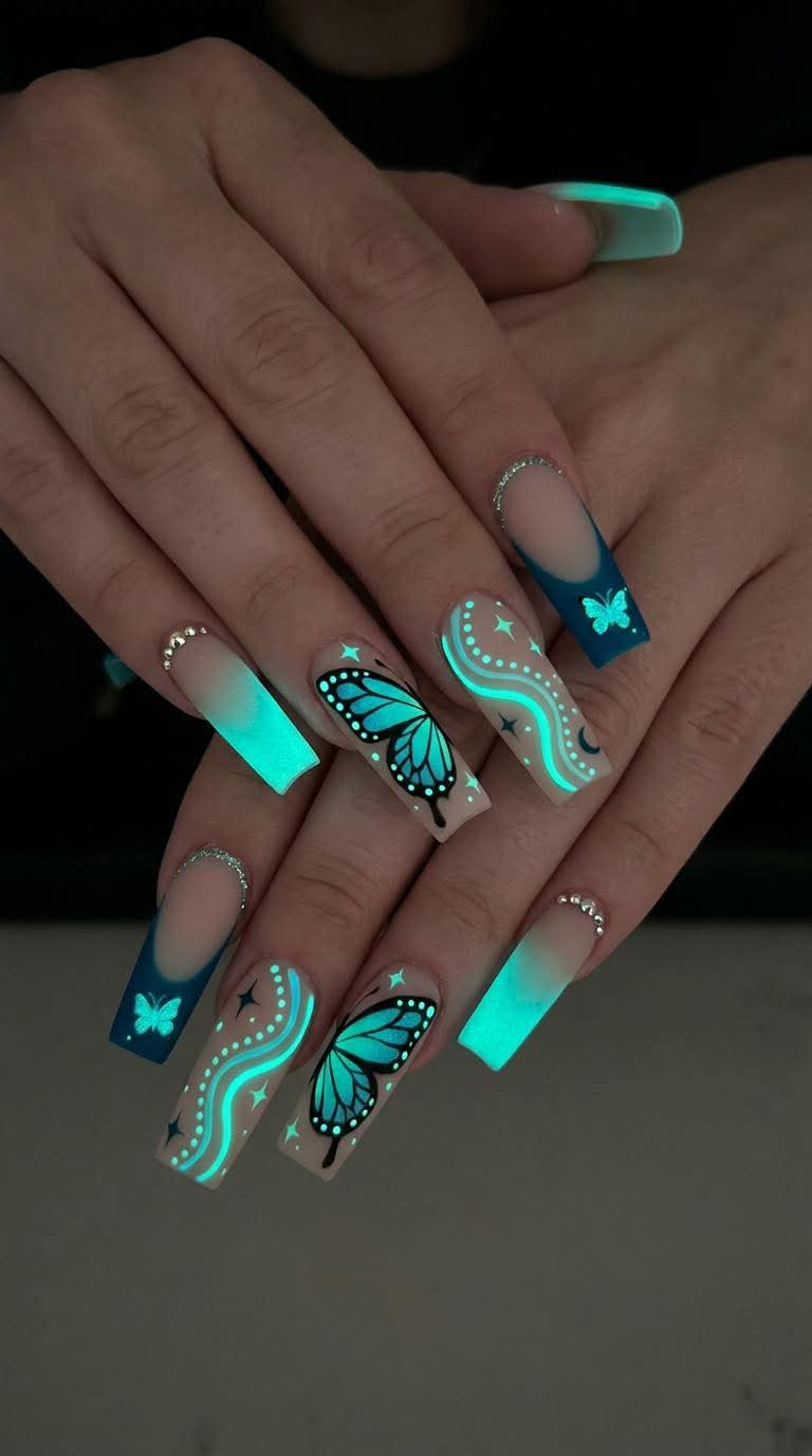 Press on nails