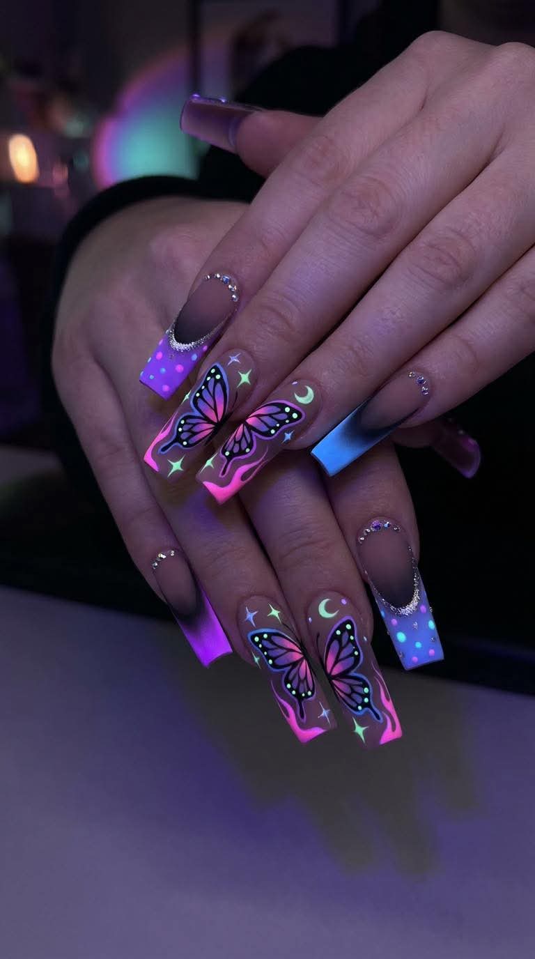 Press on nails