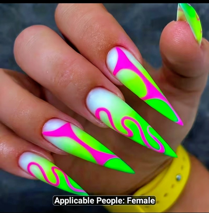 Press on nails